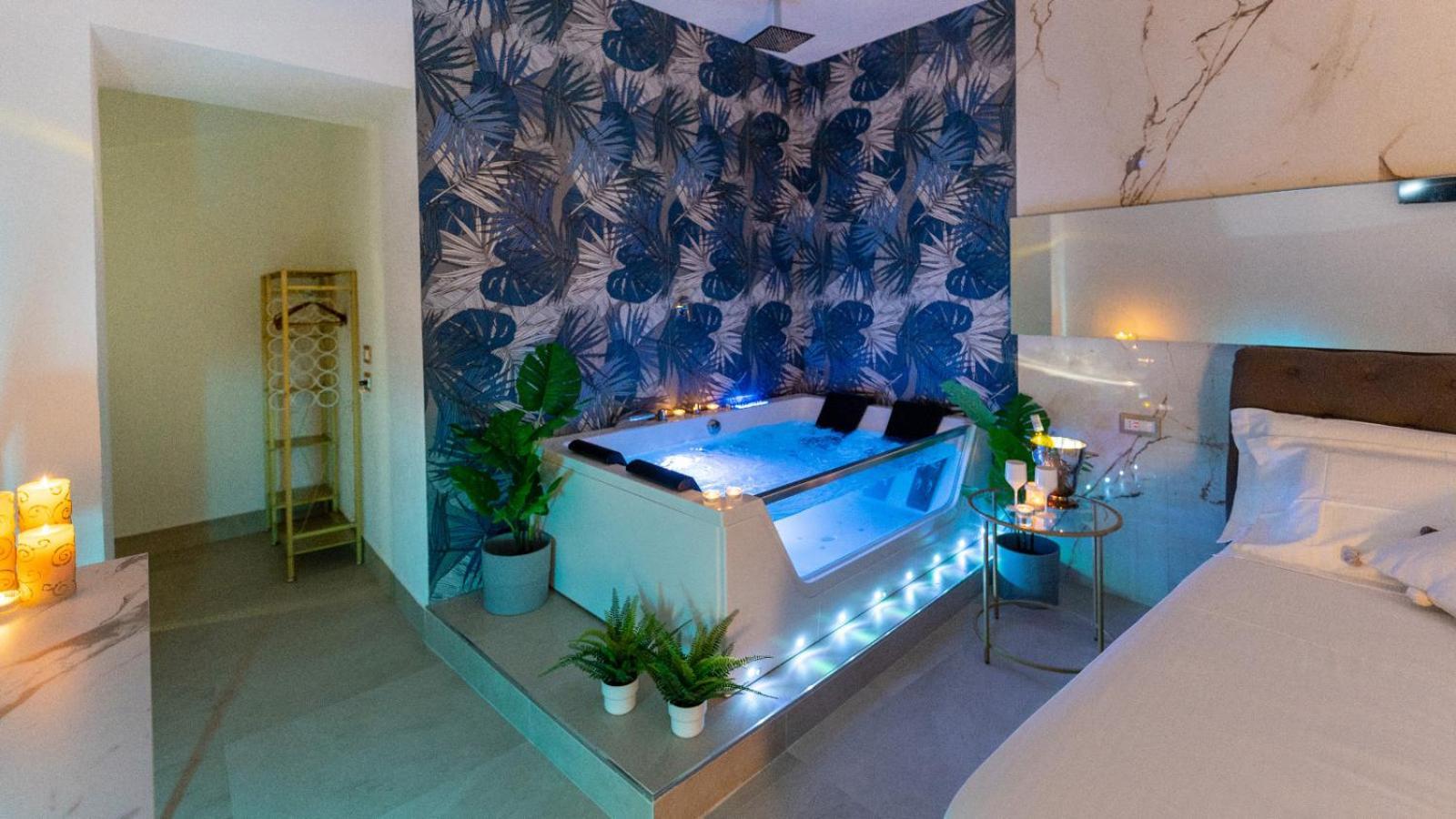 Mazzini Luxury Jacuzzy Suite CTA Exterior foto